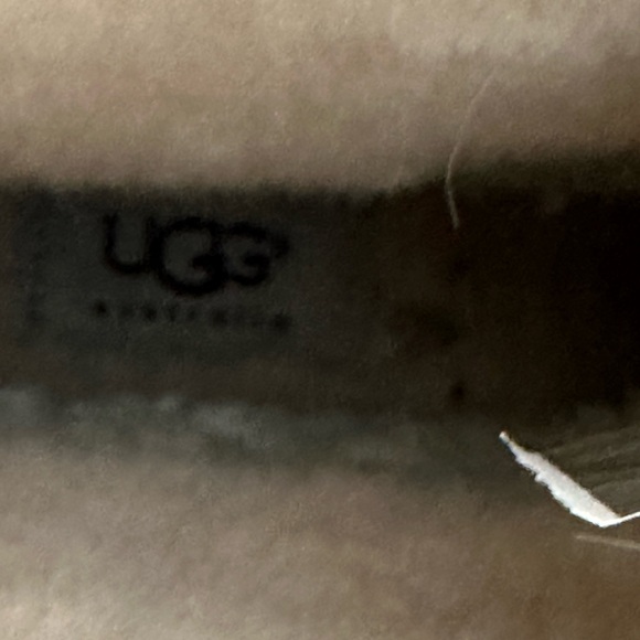 UGG Australia Adirondack Waterproof Leather Winter Boots Brown Men’s size 9.5 - Picture 9 of 12